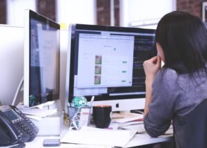 como criar um site profissional para uma empresa